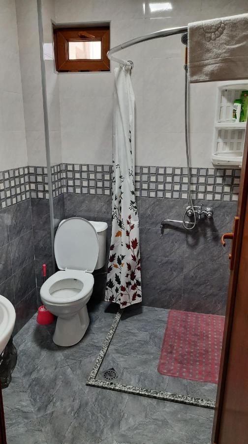 Hotel Central Kutaisi Luaran gambar