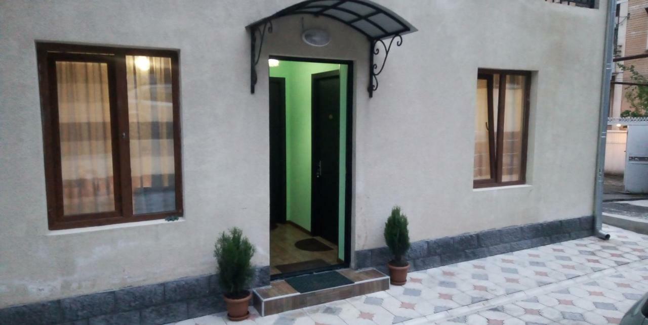 Hotel Central Kutaisi Luaran gambar